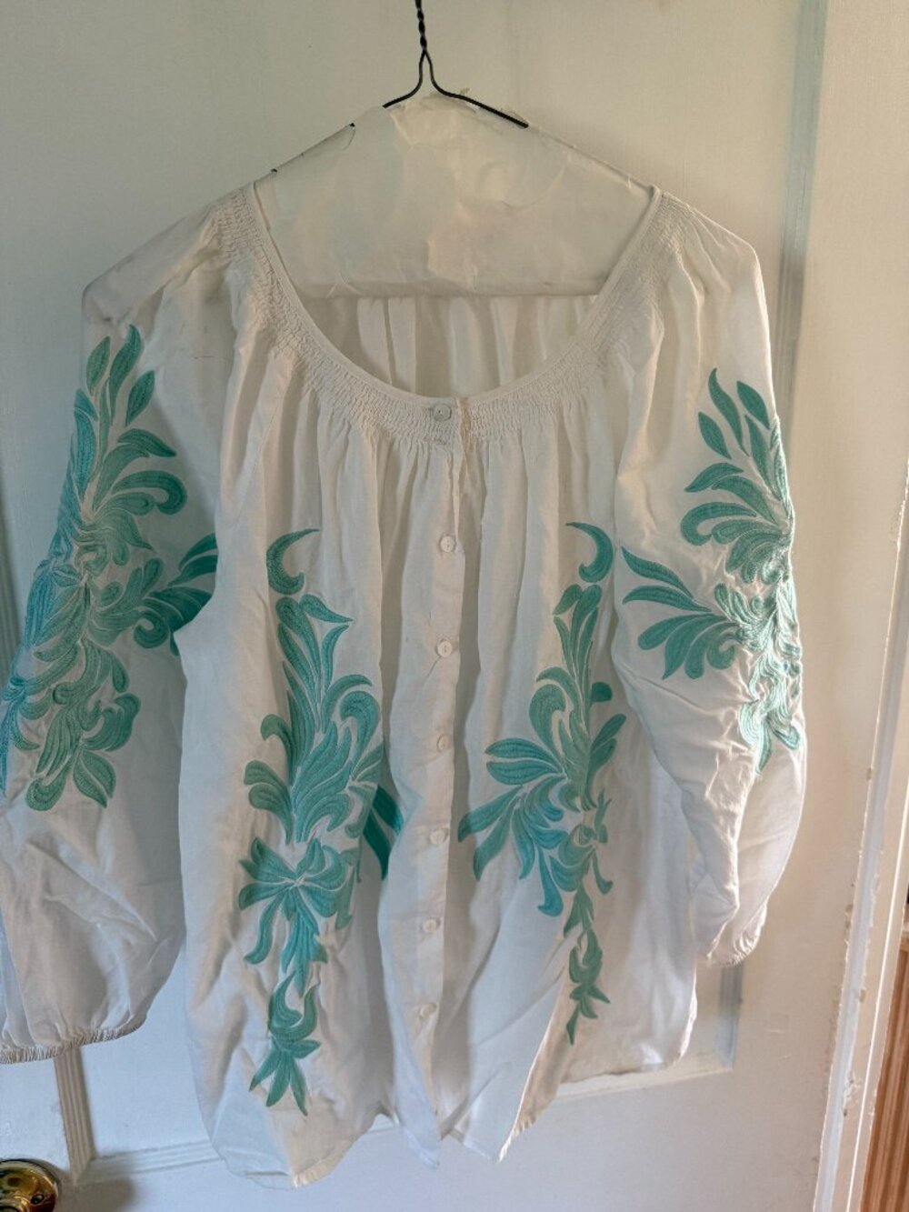 Large Sundance White Embroidered Blouse with Mint Green Leaves